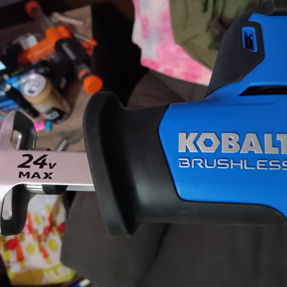 Kobalt 24V brushless sawzall